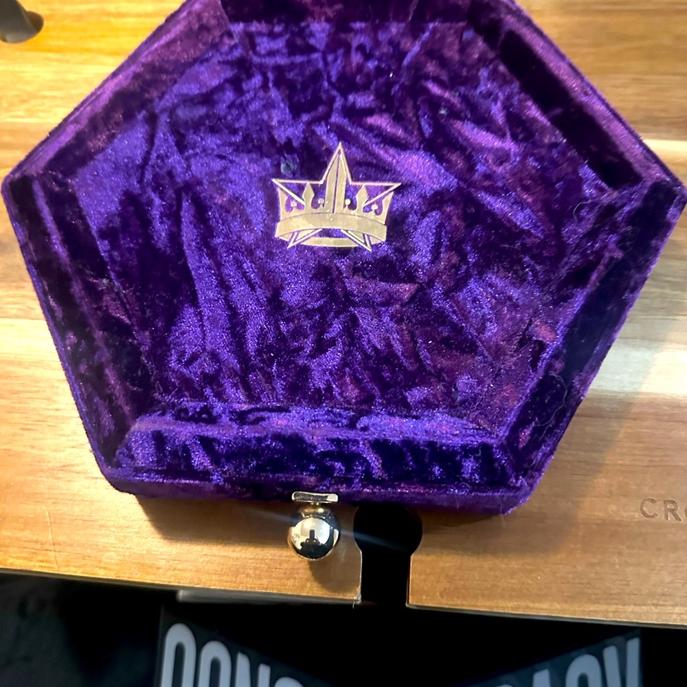 Never used. Blood lust palette